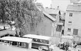 Gårdsinteriör vid busstation Köpmangatan, 1937