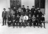 Skolklass på Karolinska Läroverket på Olaigatan, 1910-tal