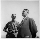 Sven Ljunggren med scoutledare, 1940-tal