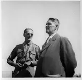 Sven Ljunggren med scoutledare, 1940-tal