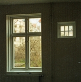 Renoverat sovrumsfönster i Lundmarkska villan, ca 1985