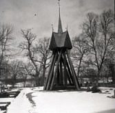 Klockstapeln vid Halltorps kyrka.