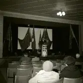 Första majfirande på Öland. Tal i Folkets hus under parollen 