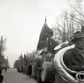 Första majtåg i Borgholm med mässingsorkester.