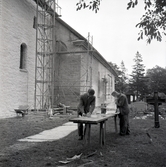 Restaurering av Löts kyrka.