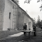 Restaurering av Löts kyrka.