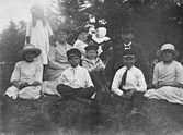 Familjen Jonsson i Hjärstaparken, 1922