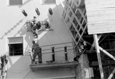 Arbete med högspänningslinje, 1951