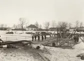 Gasdykarledning vid Bygärdesbäcken byggs, mars 1929