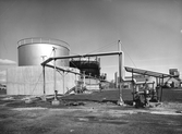 Lättbensintank och gasklocka vid det nya spaltgasverket, 1962