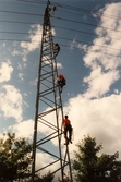 Arbete i stolpe på högspänningslinje, 1990-tal