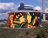 Färggrann oljetank vid Örebro Energi, efter 1999