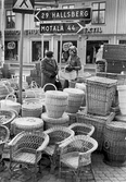 Korgförsäljning i Askersund, 1976