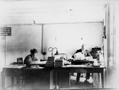 Personal på gamla förrådskontoret, ca 1918