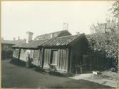 Västerås, Kyrkbacken.
Innergård på Blåsbogatan. C:a 1910-1920.