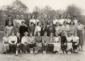 Skolklass på flickläroverket, 1950-tal