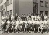 Skolklass på flickläroverket, 1950-tal
