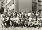 Skolklass på flickläroverket, 1950-tal