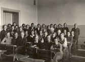 Klass 2:4B på flickläroverket, 1933-1934