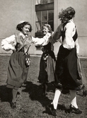 Folkdans på flickläroverket, 1948