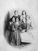 Klass 2 på Elementarskolan för flickor, 1870