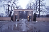 Porten till Norra kyrkogården, 2000-03-03