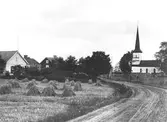 Ekers skola, fattighuset och Ekers kyrka, före 1910