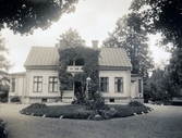 Gårdsplanen på Villa Choisie, 1917-07-23