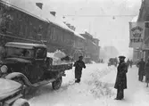 Snöröjning i centrum, 1930-tal