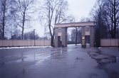 Porten till norra kyrkogården, 2000-03-03