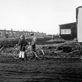 Barn i bostadsområde Västra Oxhagen, 1960-tal