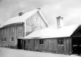 Trähus längst Kyrkogårdsgatan, 1924