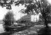 Segelbåtar vid Slussen, 1920-tal