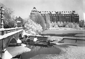 Snö och is på Storbron och Centralpalatset, 1920-tal