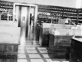 Interiör på Apoteket Hjorten, 1954