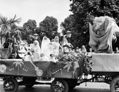 Haremsdamer på Barnens dag, juni1953