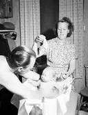 Flicka i badbalja, 1953