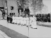 Konfirmander vid Längbro kyrka, 1955