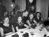 Middag på nyårsafton på Nora Stadshotell, 1953
