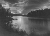 Solnedgång över sjön Noren, 1930-tal