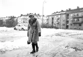 Dam går på Längbrogatan, 1960-tal