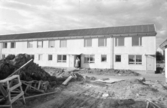Byggnation vid Apelvägen, 1957