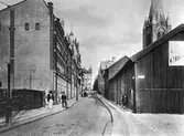 Vasagatan mot öster från Vasabron, 1898