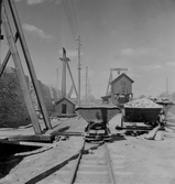 Kraftledning över stenbrytning av kalksten i Yxhult i Kumla, 1939-05-30