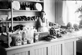 Kvinna i bageri, 1920-tal