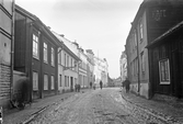Kyrkogårdsgatan mot norr från Källgränd, 1920-tal