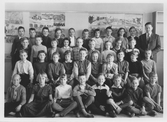 Klassfoto på Holmens skola, 1956-1957