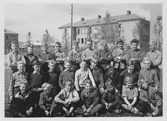 Klassfoto på Holmens skola, 1957-1958