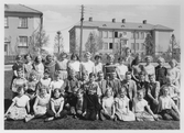 Klassfoto på Holmens skola, 1957-1958