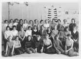 Klassfoto på Holmens skola, 1957-1958